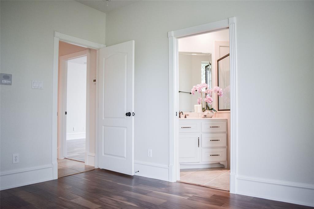 28322 2 Benders Landing Boulevard, Spring, Texas 77386, 4 Bedrooms Bedrooms, 12 Rooms Rooms,5 BathroomsBathrooms,Single-family,For Sale,Benders Landing,65669308