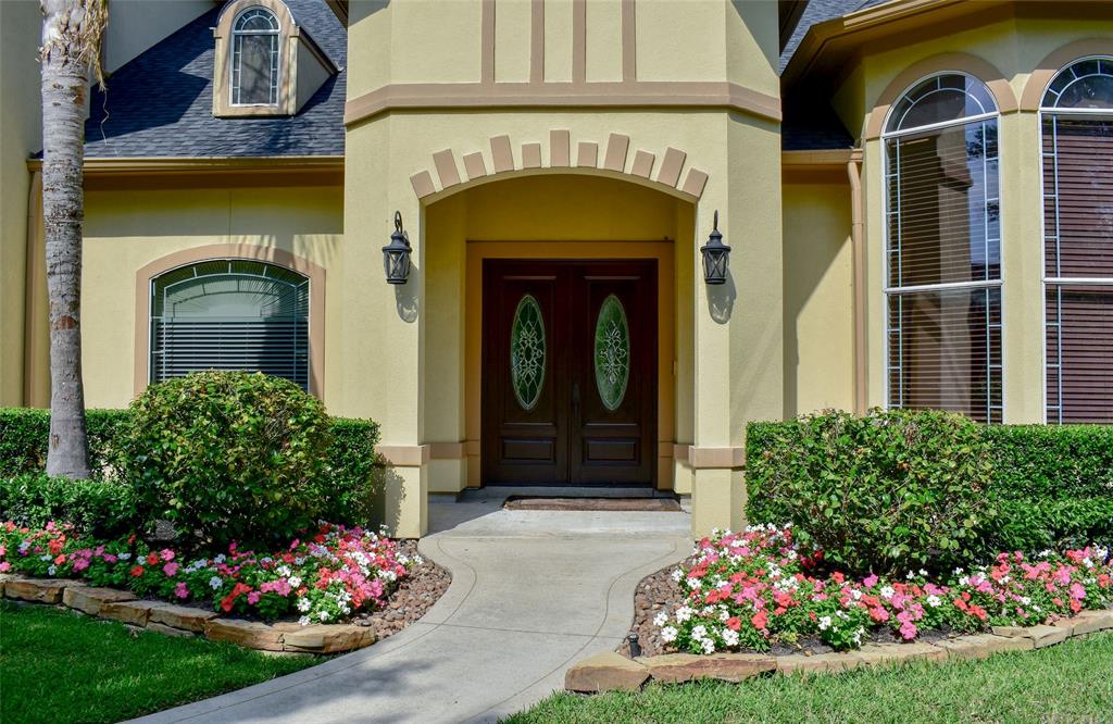 28322 2 Benders Landing Boulevard, Spring, Texas 77386, 4 Bedrooms Bedrooms, 12 Rooms Rooms,5 BathroomsBathrooms,Single-family,For Sale,Benders Landing,65669308