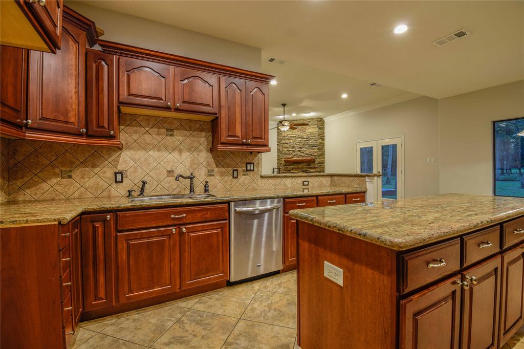3503 1.5 Wellspring Lake Drive, Fulshear, Texas 77441, 4 Bedrooms Bedrooms, 6 Rooms Rooms,3 BathroomsBathrooms,Single-family,For Sale,Wellspring Lake,82754420