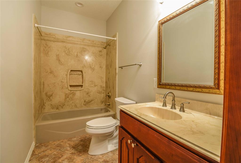 3503 1.5 Wellspring Lake Drive, Fulshear, Texas 77441, 4 Bedrooms Bedrooms, 6 Rooms Rooms,3 BathroomsBathrooms,Single-family,For Sale,Wellspring Lake,82754420