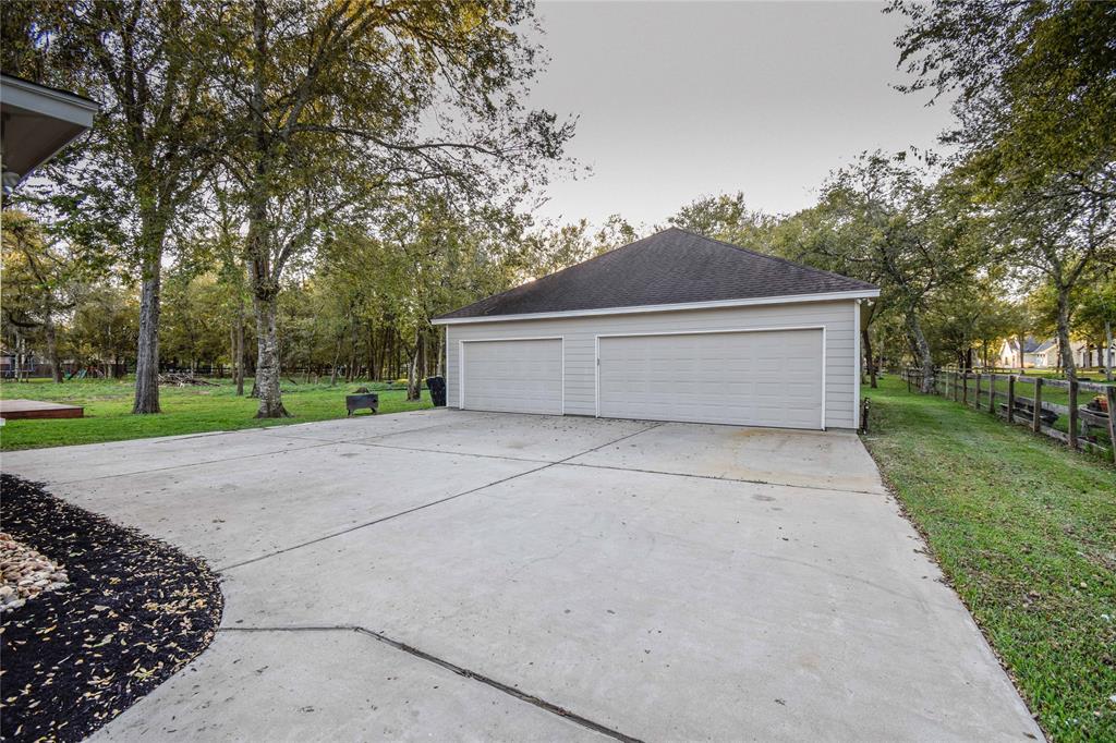 3503 1.5 Wellspring Lake Drive, Fulshear, Texas 77441, 4 Bedrooms Bedrooms, 6 Rooms Rooms,3 BathroomsBathrooms,Single-family,For Sale,Wellspring Lake,82754420