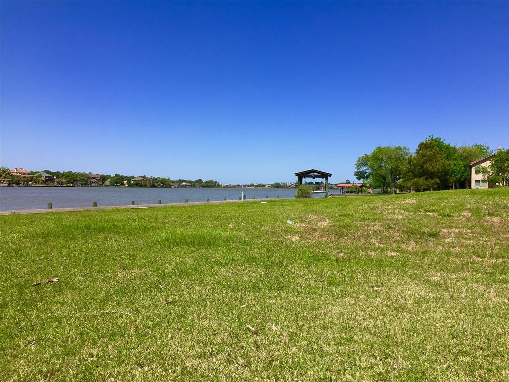 205 Lakeshore Drive, Seabrook, Texas 77586, ,Lots,For Sale,Lakeshore,41776003