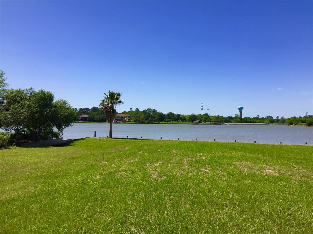 205 Lakeshore Drive, Seabrook, Texas 77586, ,Lots,For Sale,Lakeshore,41776003