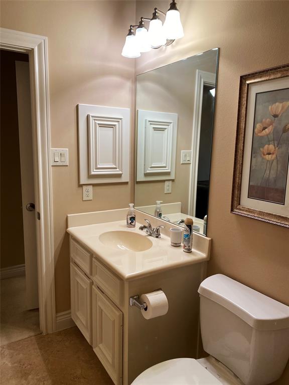 13804 Lakewater Drive , Pearland, Texas image 22