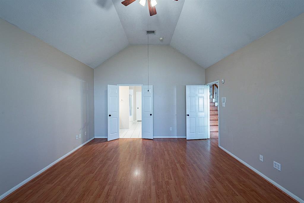 1915 2 Winding Hollow Drive, Katy, Texas 77450, 4 Bedrooms Bedrooms, 4 Rooms Rooms,2 BathroomsBathrooms,Single-family,For Sale,Winding Hollow,69434306