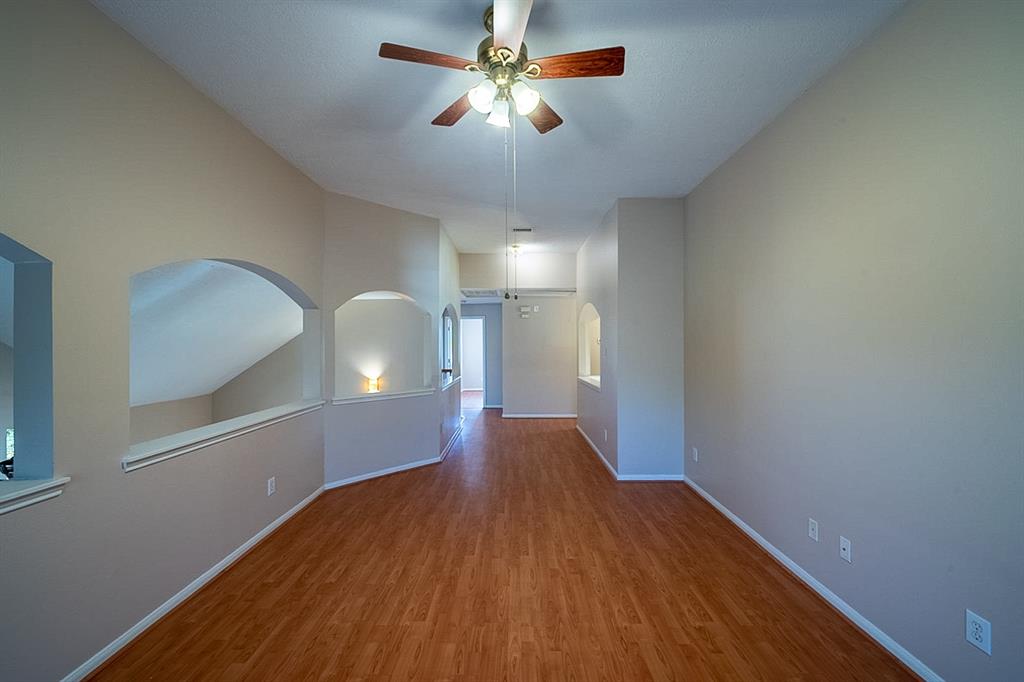 1915 2 Winding Hollow Drive, Katy, Texas 77450, 4 Bedrooms Bedrooms, 4 Rooms Rooms,2 BathroomsBathrooms,Single-family,For Sale,Winding Hollow,69434306