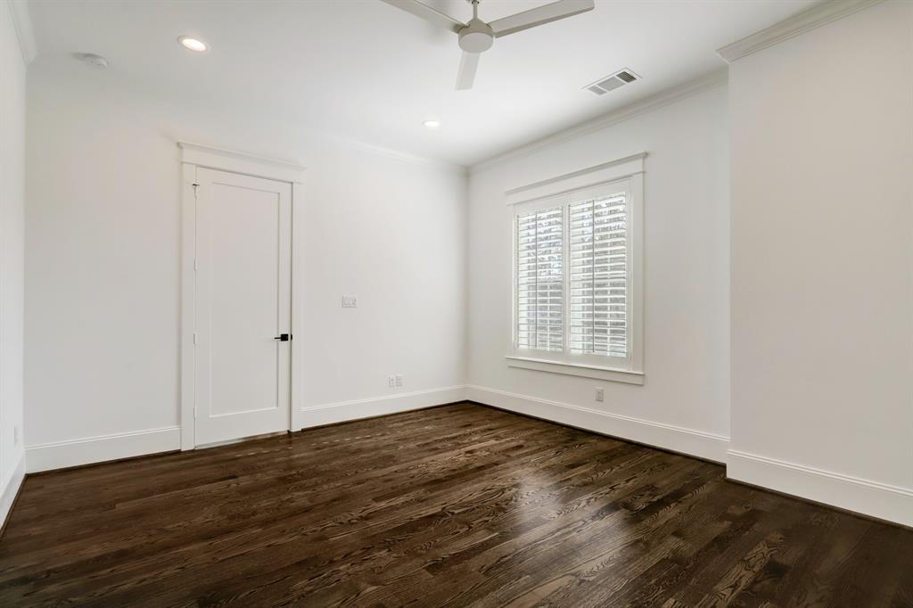 1228 2 Chantilly Lane, Houston, Texas 77018, 5 Bedrooms Bedrooms, 12 Rooms Rooms,5 BathroomsBathrooms,Single-family,For Sale,Chantilly,71186545