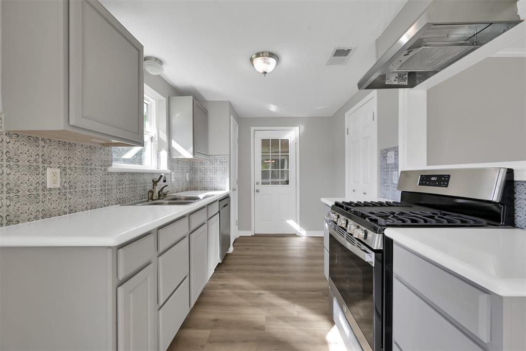 15824 1 Calvin Road, Houston, Texas 77090, 3 Bedrooms Bedrooms, 8 Rooms Rooms,2 BathroomsBathrooms,Single-family,For Sale,Calvin,80247619
