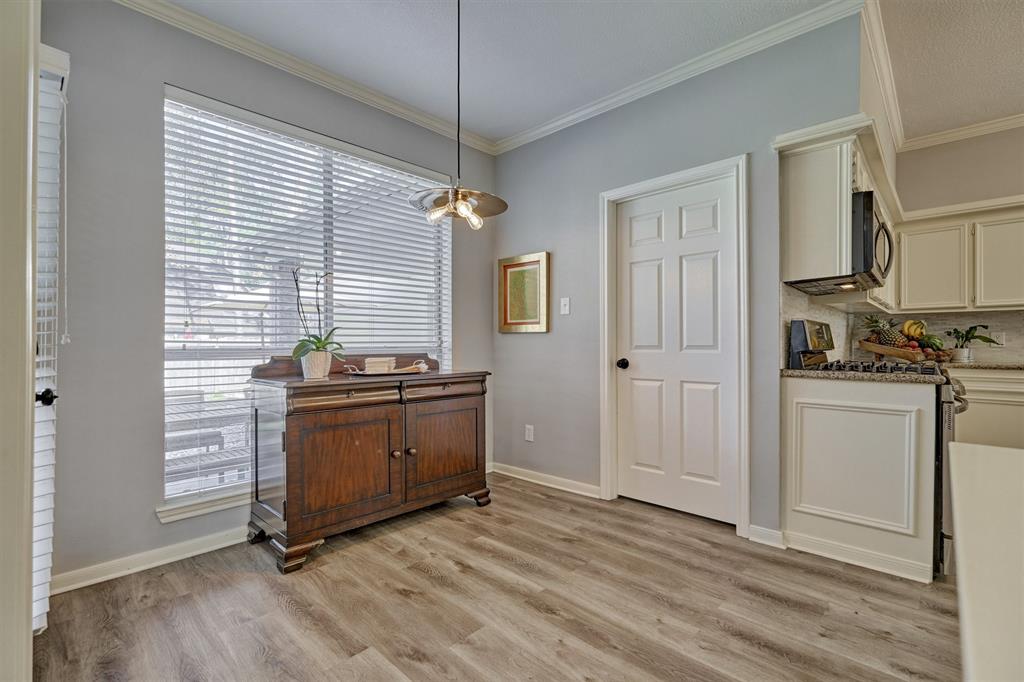 7 2 Hornsilver Place, The Woodlands, Texas 77381, 5 Bedrooms Bedrooms, 13 Rooms Rooms,3 BathroomsBathrooms,Single-family,For Sale,Hornsilver,68189230
