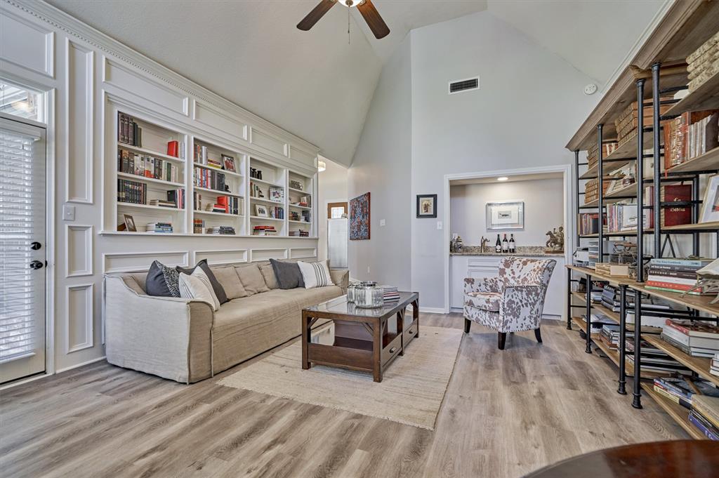 7 2 Hornsilver Place, The Woodlands, Texas 77381, 5 Bedrooms Bedrooms, 13 Rooms Rooms,3 BathroomsBathrooms,Single-family,For Sale,Hornsilver,68189230