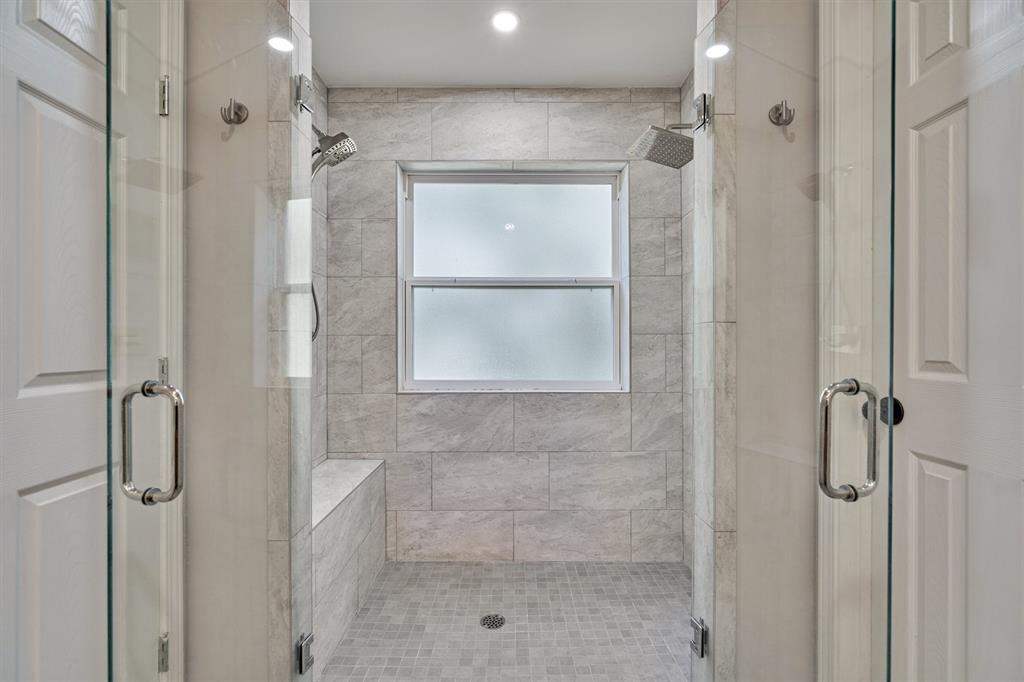 7 2 Hornsilver Place, The Woodlands, Texas 77381, 5 Bedrooms Bedrooms, 13 Rooms Rooms,3 BathroomsBathrooms,Single-family,For Sale,Hornsilver,68189230