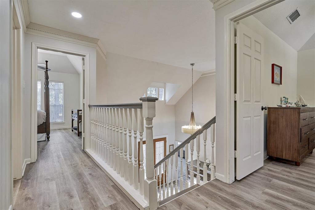 7 2 Hornsilver Place, The Woodlands, Texas 77381, 5 Bedrooms Bedrooms, 13 Rooms Rooms,3 BathroomsBathrooms,Single-family,For Sale,Hornsilver,68189230