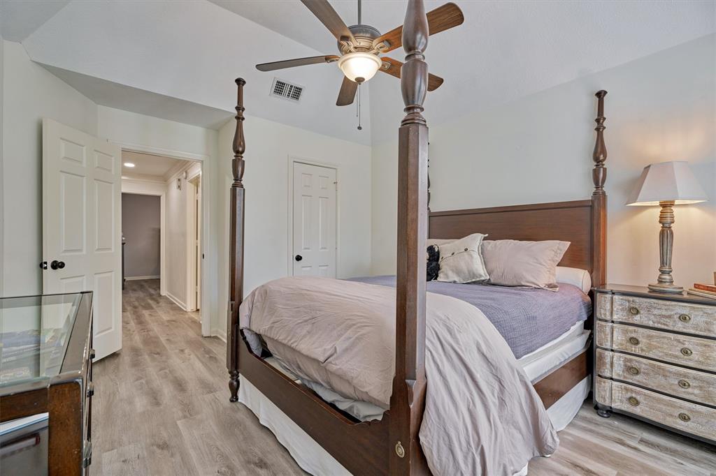 7 2 Hornsilver Place, The Woodlands, Texas 77381, 5 Bedrooms Bedrooms, 13 Rooms Rooms,3 BathroomsBathrooms,Single-family,For Sale,Hornsilver,68189230