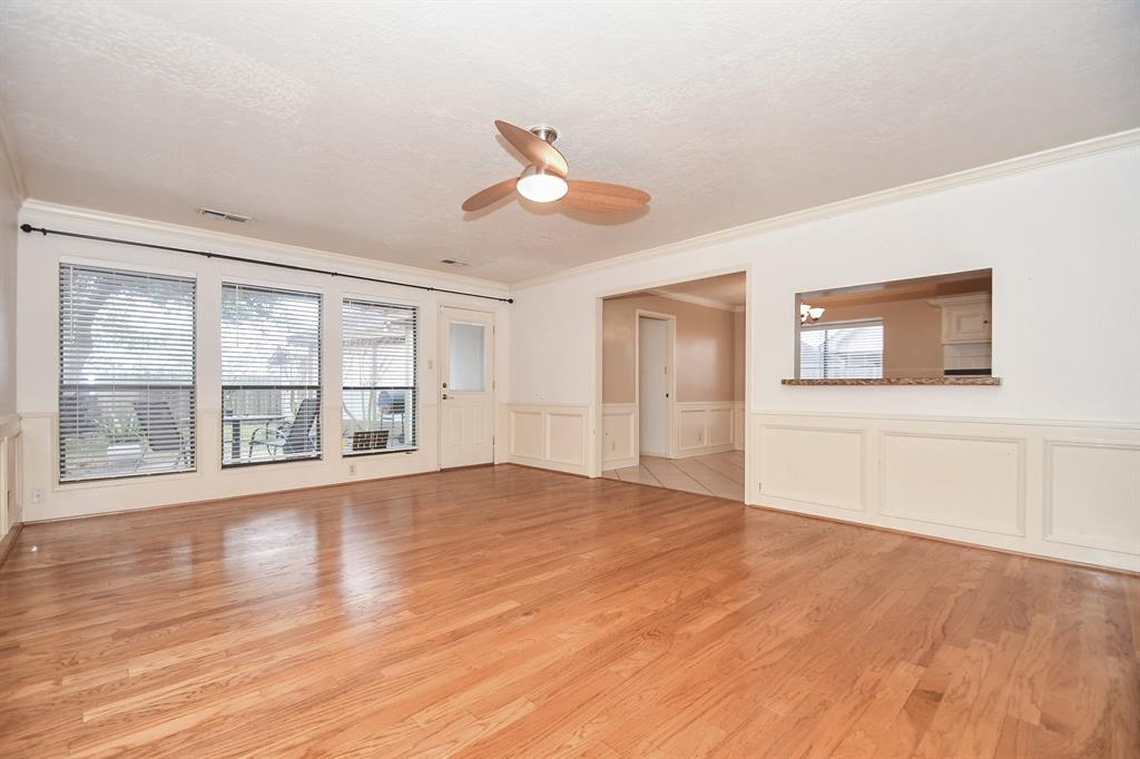 858 2 Shillington Drive, Katy, Texas 77450, 4 Bedrooms Bedrooms, 9 Rooms Rooms,3 BathroomsBathrooms,Single-family,For Sale,Shillington,79958474
