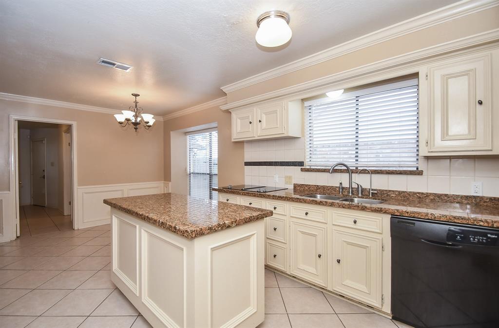 858 2 Shillington Drive, Katy, Texas 77450, 4 Bedrooms Bedrooms, 9 Rooms Rooms,3 BathroomsBathrooms,Single-family,For Sale,Shillington,79958474