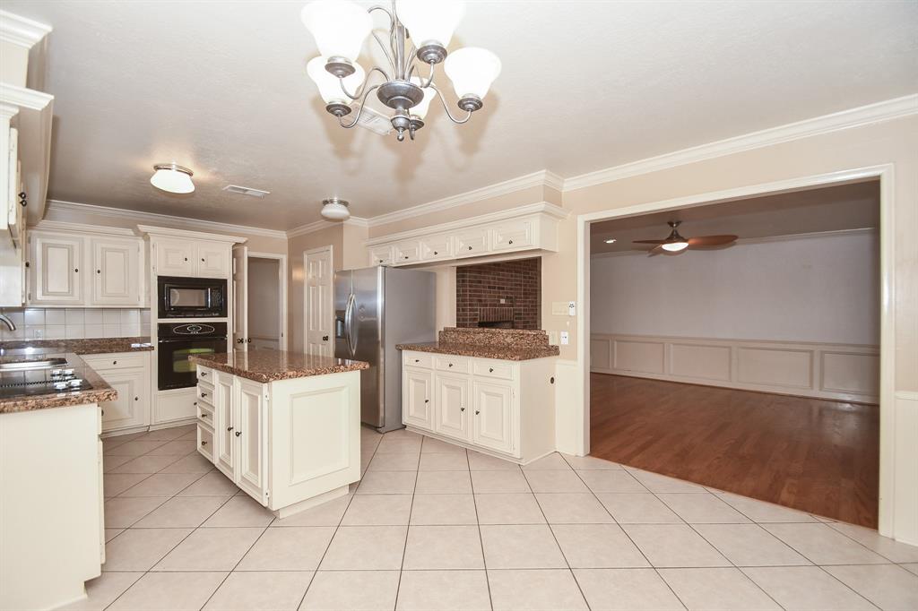 858 2 Shillington Drive, Katy, Texas 77450, 4 Bedrooms Bedrooms, 9 Rooms Rooms,3 BathroomsBathrooms,Single-family,For Sale,Shillington,79958474