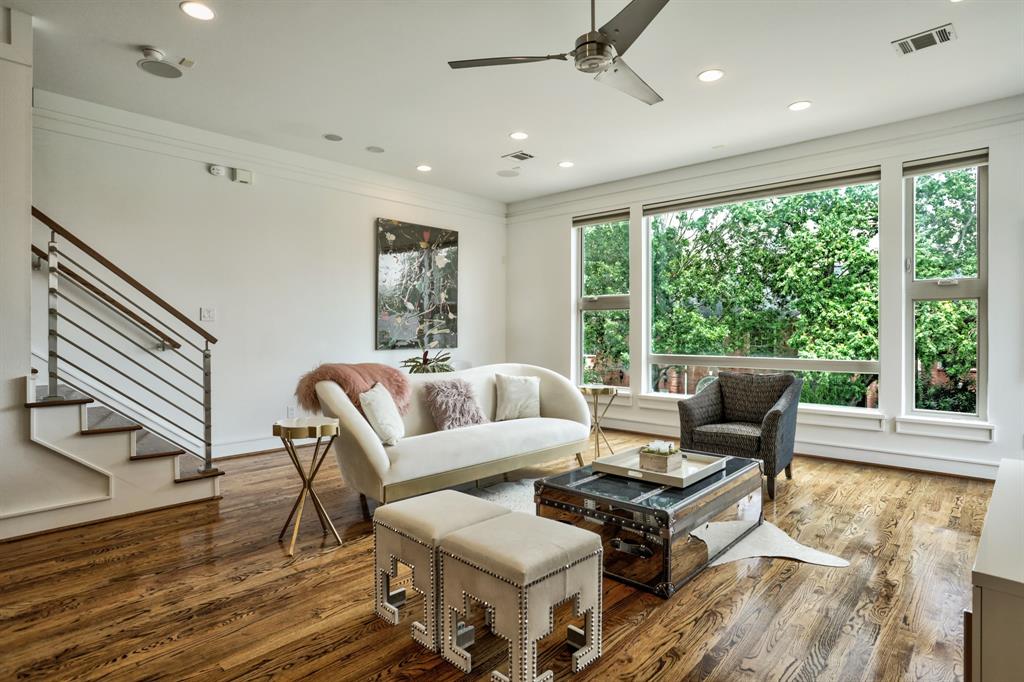 1503 3 Sandman Street, Houston, Texas 77007, 3 Bedrooms Bedrooms, 5 Rooms Rooms,3 BathroomsBathrooms,Single-family,For Sale,Sandman,74955701