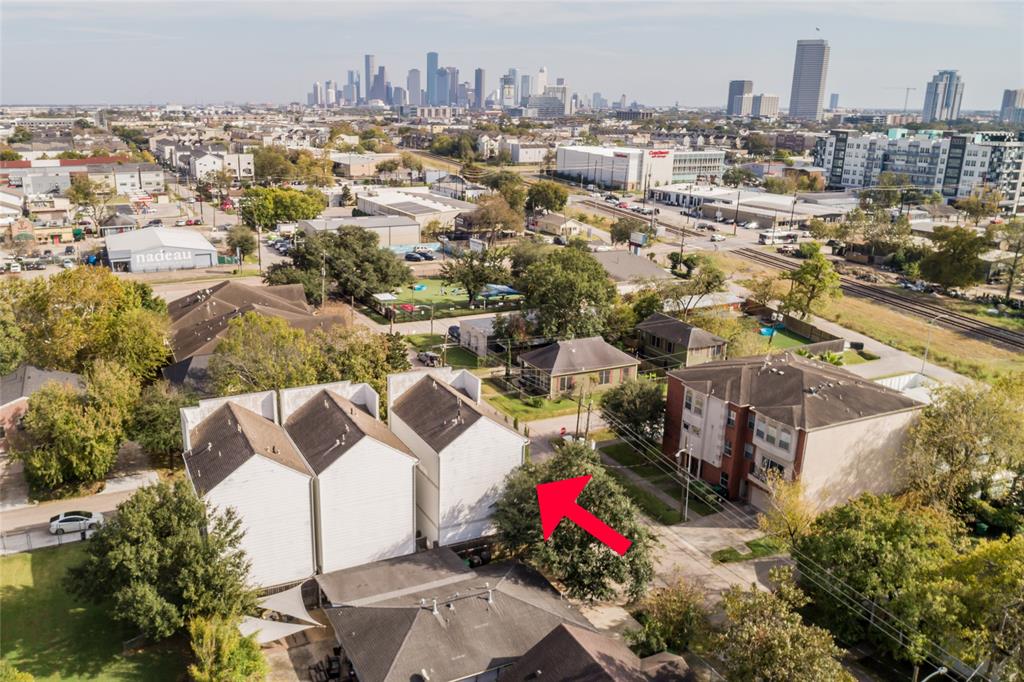 1503 3 Sandman Street, Houston, Texas 77007, 3 Bedrooms Bedrooms, 5 Rooms Rooms,3 BathroomsBathrooms,Single-family,For Sale,Sandman,74955701