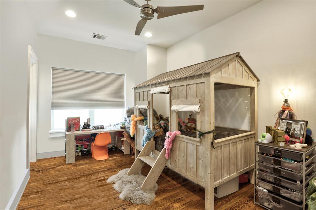 1503 3 Sandman Street, Houston, Texas 77007, 3 Bedrooms Bedrooms, 5 Rooms Rooms,3 BathroomsBathrooms,Single-family,For Sale,Sandman,74955701