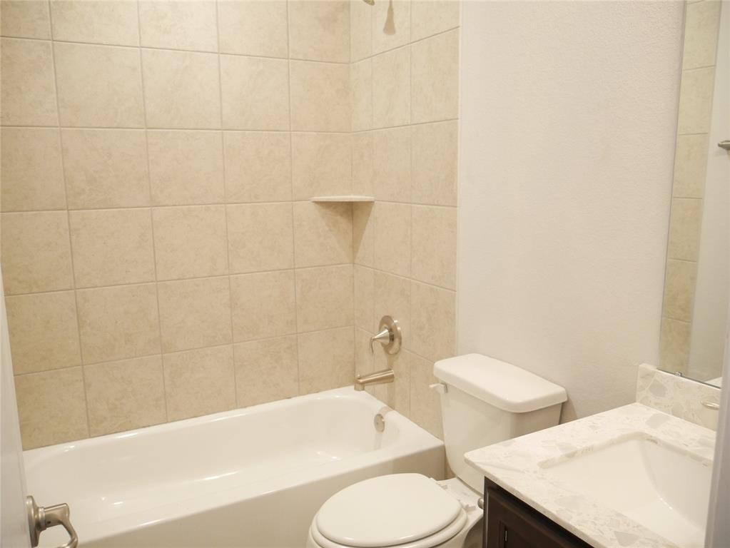3604 1 Eaglet Trail, Pearland, Texas 77584, 3 Bedrooms Bedrooms, 7 Rooms Rooms,2 BathroomsBathrooms,Single-family,For Sale,Eaglet,58690626