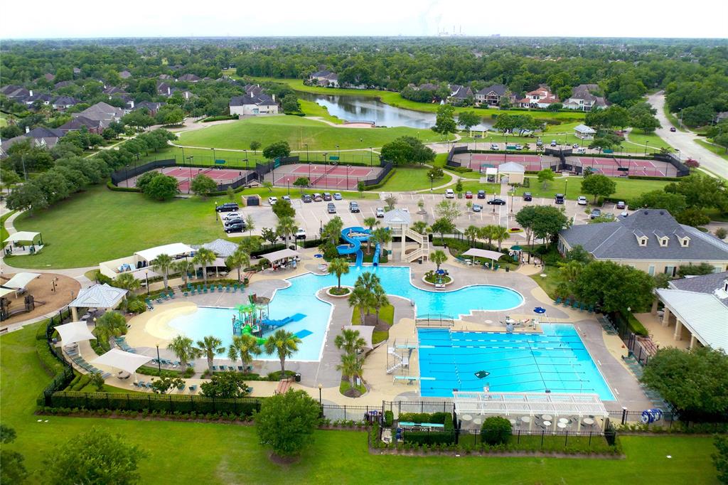 3310 2 Outer Banks Lane, Missouri City, Texas 77459, 4 Bedrooms Bedrooms, 10 Rooms Rooms,3 BathroomsBathrooms,Single-family,For Sale,Outer Banks,54072453