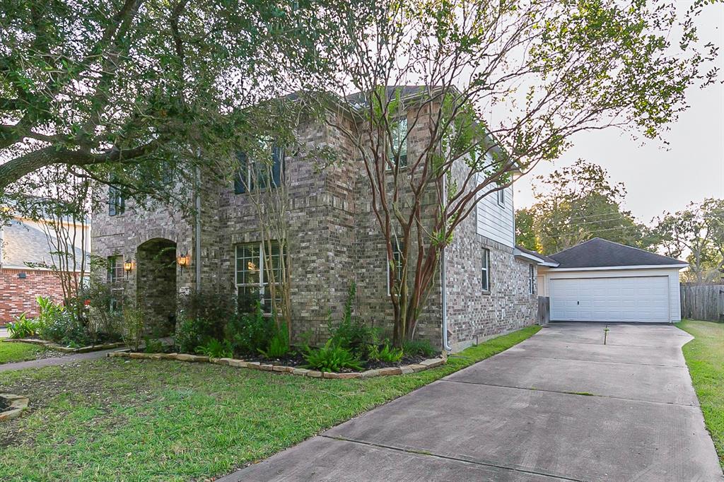 2522 2 Blue Water Bay Drive, Katy, Texas 77494, 4 Bedrooms Bedrooms, 4 Rooms Rooms,2 BathroomsBathrooms,Single-family,For Sale,Blue Water Bay,15313509