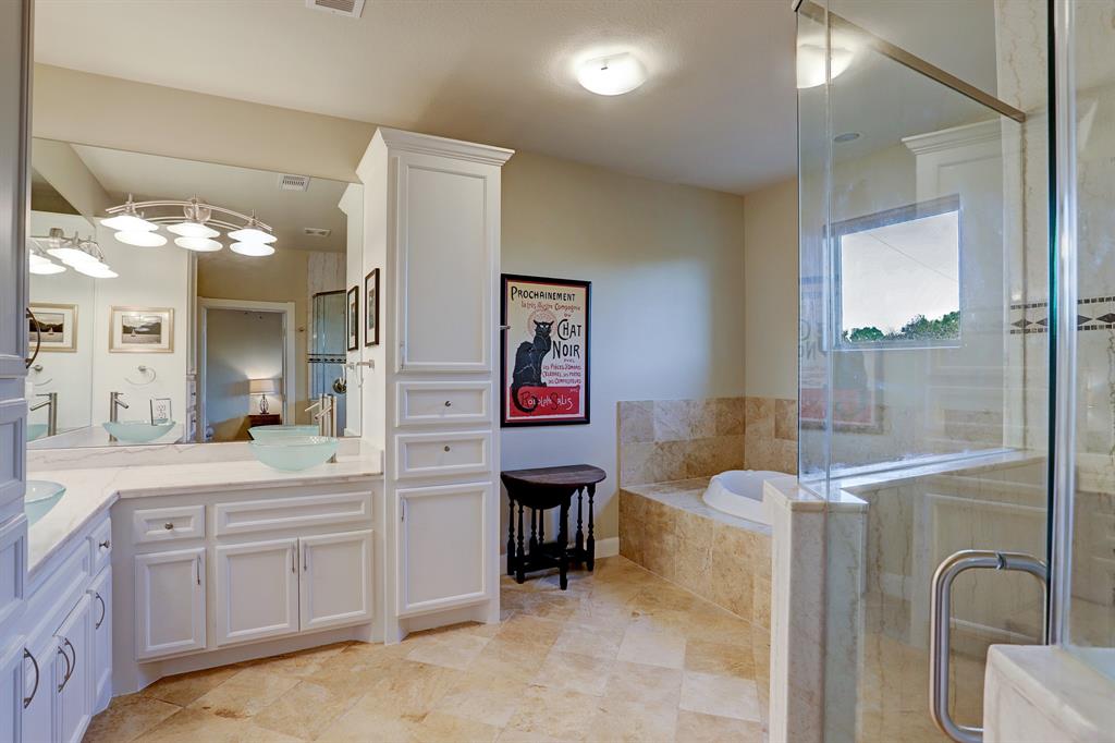 3912 4 Woodhead Street, Houston, Texas 77098, 3 Bedrooms Bedrooms, 12 Rooms Rooms,3 BathroomsBathrooms,Single-family,For Sale,Woodhead,58641203