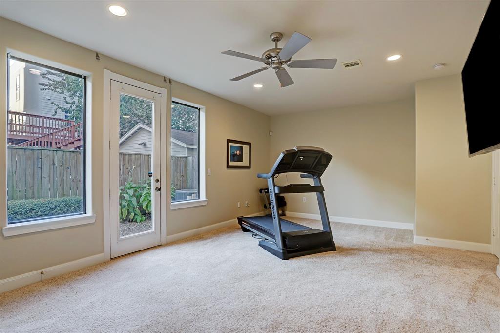 3912 4 Woodhead Street, Houston, Texas 77098, 3 Bedrooms Bedrooms, 12 Rooms Rooms,3 BathroomsBathrooms,Single-family,For Sale,Woodhead,58641203