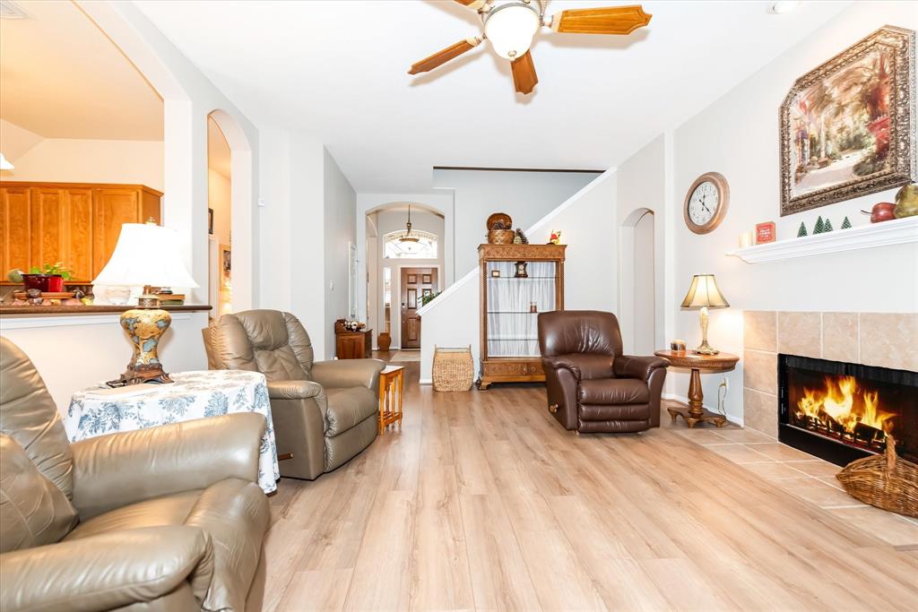 13623 2 Leafy Arbor Drive, Montgomery, Texas 77356, 3 Bedrooms Bedrooms, 13 Rooms Rooms,3 BathroomsBathrooms,Single-family,For Sale,Leafy Arbor,86695120