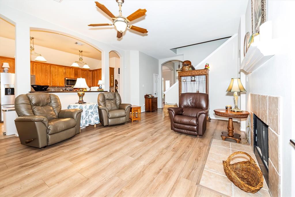 13623 2 Leafy Arbor Drive, Montgomery, Texas 77356, 3 Bedrooms Bedrooms, 13 Rooms Rooms,3 BathroomsBathrooms,Single-family,For Sale,Leafy Arbor,86695120