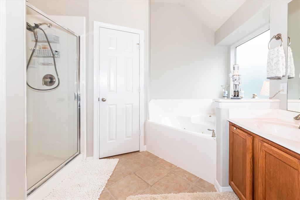 13623 2 Leafy Arbor Drive, Montgomery, Texas 77356, 3 Bedrooms Bedrooms, 13 Rooms Rooms,3 BathroomsBathrooms,Single-family,For Sale,Leafy Arbor,86695120