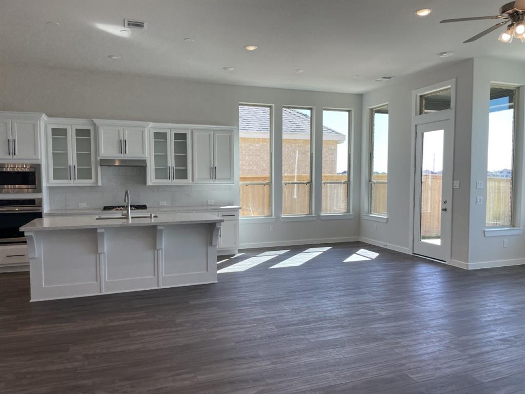 23751 1 Lively Ferry Lane, Richmond, Texas 77469, 4 Bedrooms Bedrooms, 9 Rooms Rooms,3 BathroomsBathrooms,Single-family,For Sale,Lively Ferry Lane,66482276