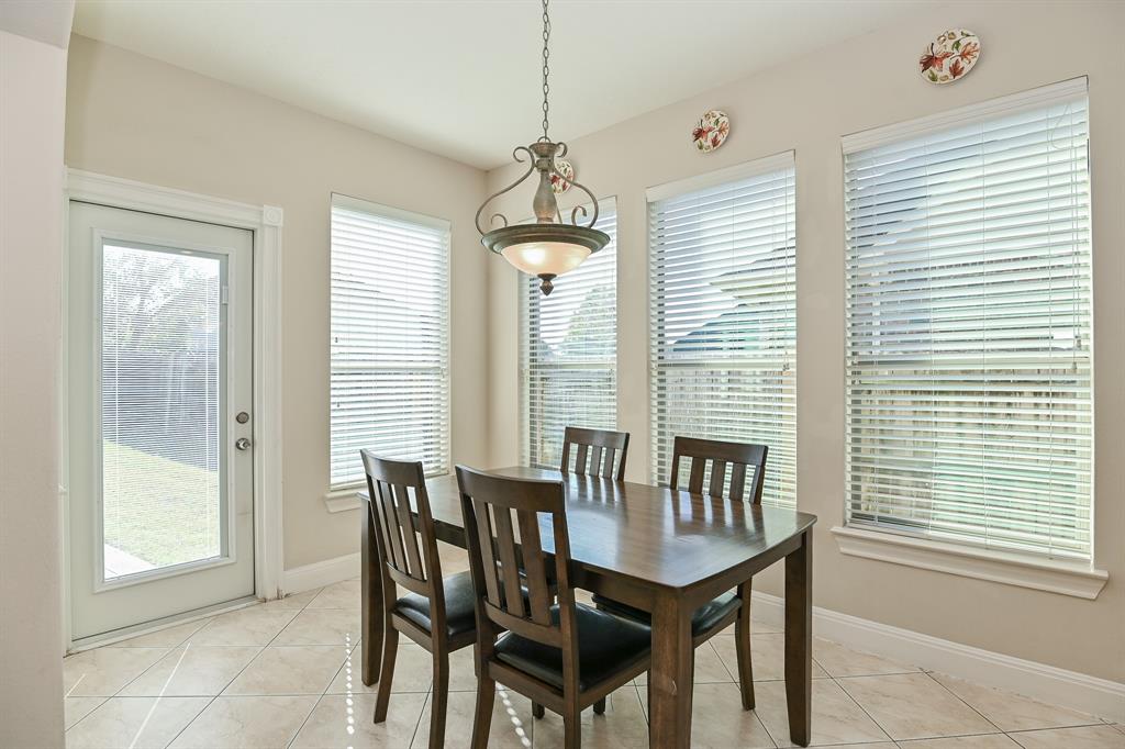 3503 2 Rose Water Drive, Manvel, Texas 77578, 4 Bedrooms Bedrooms, 12 Rooms Rooms,3 BathroomsBathrooms,Single-family,For Sale,Rose Water,65299935