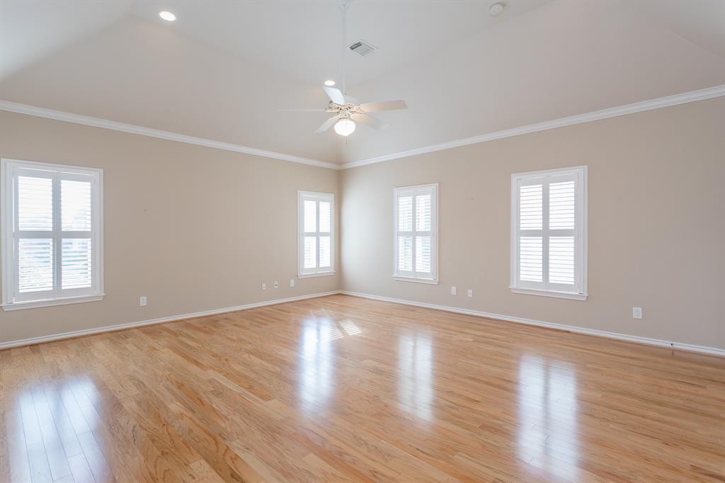 1259 3 Ripple Creek Drive, Houston, Texas 77057, 3 Bedrooms Bedrooms, 10 Rooms Rooms,3 BathroomsBathrooms,Single-family,For Sale,Ripple Creek,80175258