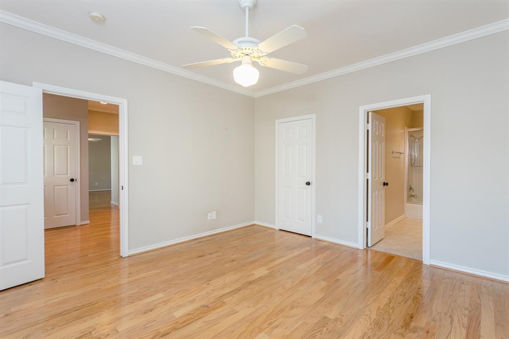 1259 3 Ripple Creek Drive, Houston, Texas 77057, 3 Bedrooms Bedrooms, 10 Rooms Rooms,3 BathroomsBathrooms,Single-family,For Sale,Ripple Creek,80175258
