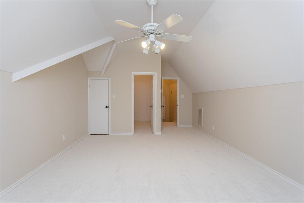 1259 3 Ripple Creek Drive, Houston, Texas 77057, 3 Bedrooms Bedrooms, 10 Rooms Rooms,3 BathroomsBathrooms,Single-family,For Sale,Ripple Creek,80175258