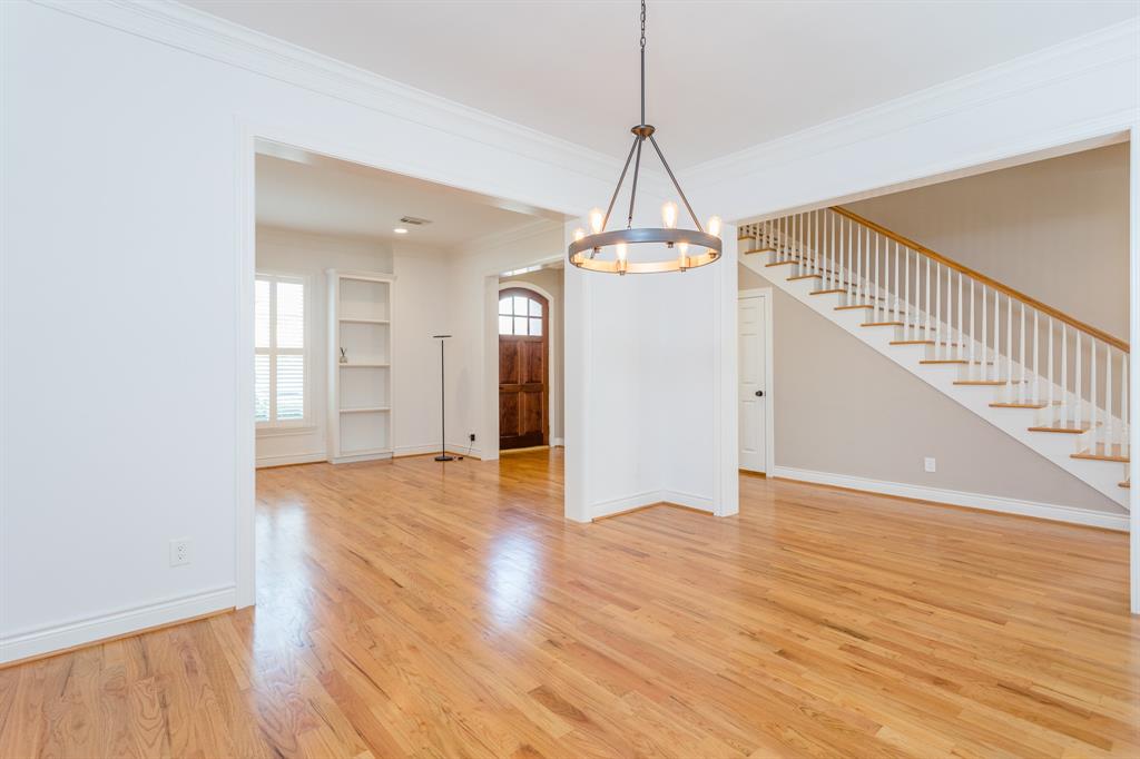 1259 3 Ripple Creek Drive, Houston, Texas 77057, 3 Bedrooms Bedrooms, 10 Rooms Rooms,3 BathroomsBathrooms,Single-family,For Sale,Ripple Creek,80175258