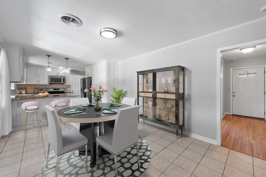 8915 1 Blankenship Drive, Houston, Texas 77080, 3 Bedrooms Bedrooms, 7 Rooms Rooms,2 BathroomsBathrooms,Single-family,For Sale,Blankenship,56083485