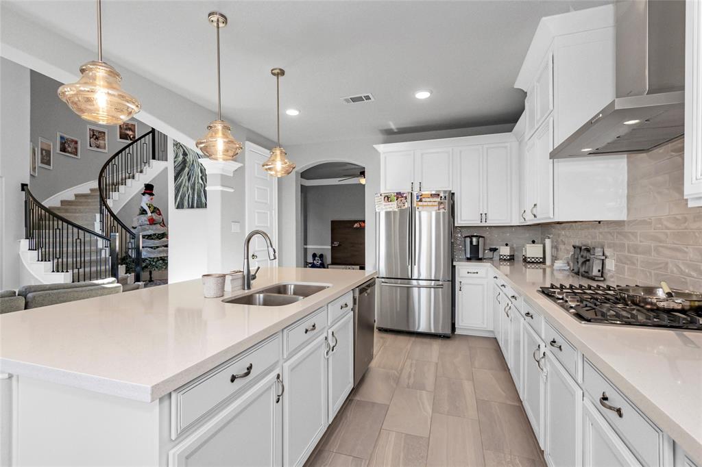 8129 2 Mirmont Glen Lane, Magnolia, Texas 77354, 4 Bedrooms Bedrooms, 9 Rooms Rooms,3 BathroomsBathrooms,Single-family,For Sale,Mirmont Glen,79991950