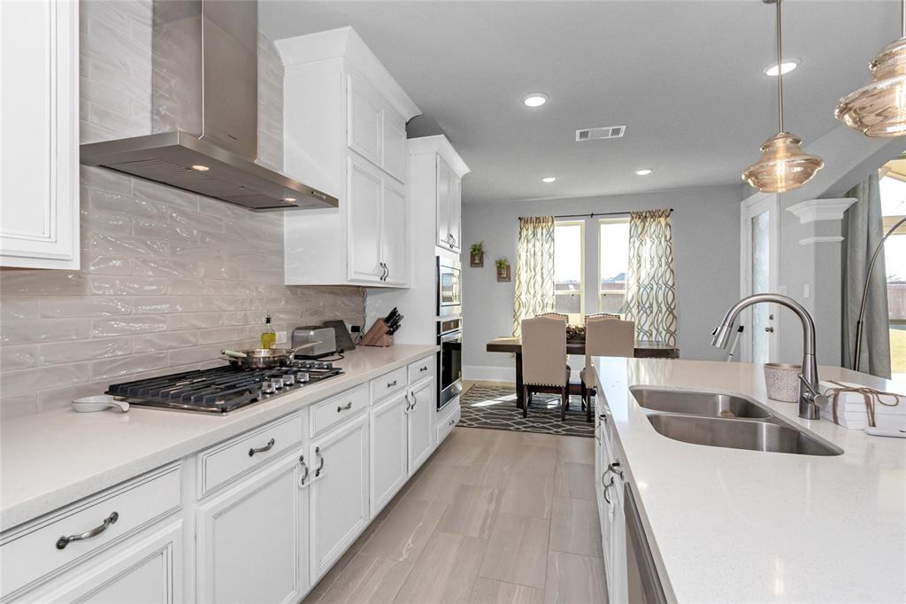 8129 2 Mirmont Glen Lane, Magnolia, Texas 77354, 4 Bedrooms Bedrooms, 9 Rooms Rooms,3 BathroomsBathrooms,Single-family,For Sale,Mirmont Glen,79991950
