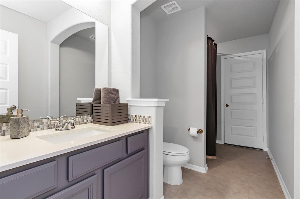 8129 2 Mirmont Glen Lane, Magnolia, Texas 77354, 4 Bedrooms Bedrooms, 9 Rooms Rooms,3 BathroomsBathrooms,Single-family,For Sale,Mirmont Glen,79991950