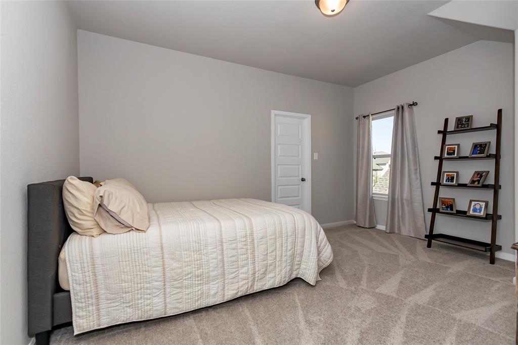 8129 2 Mirmont Glen Lane, Magnolia, Texas 77354, 4 Bedrooms Bedrooms, 9 Rooms Rooms,3 BathroomsBathrooms,Single-family,For Sale,Mirmont Glen,79991950