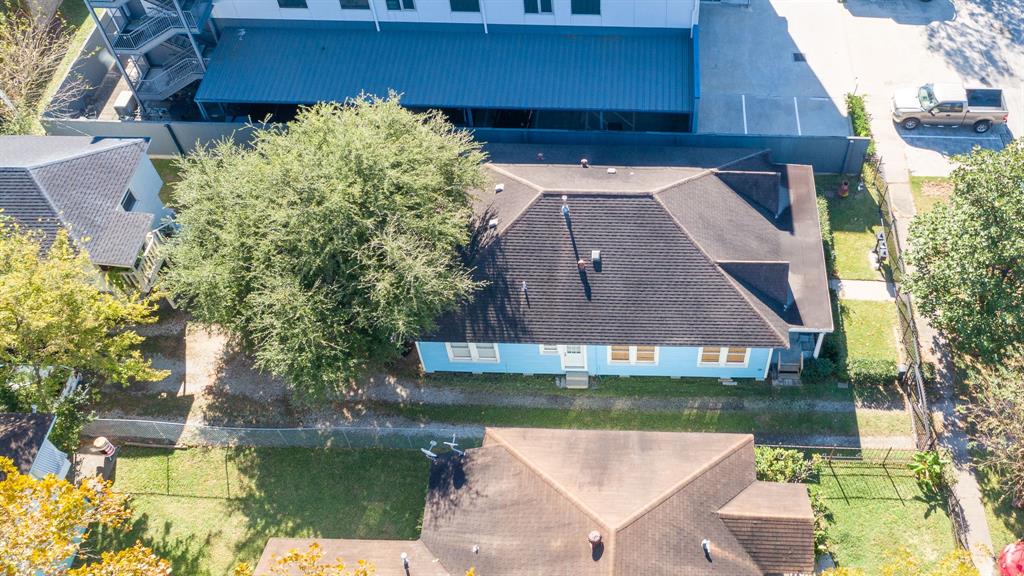 338 1 Cortlandt Street, Houston, Texas 77007, 1 Bedroom Bedrooms, ,1 BathroomBathrooms,Multi-family,For Sale,Cortlandt,88342602