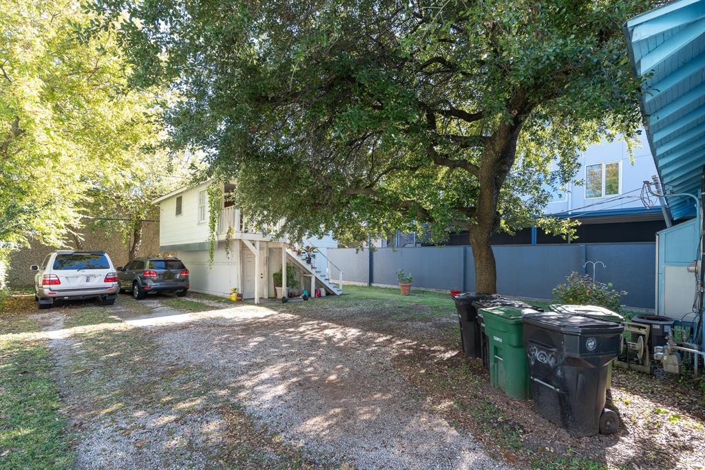 338 1 Cortlandt Street, Houston, Texas 77007, 1 Bedroom Bedrooms, ,1 BathroomBathrooms,Multi-family,For Sale,Cortlandt,88342602