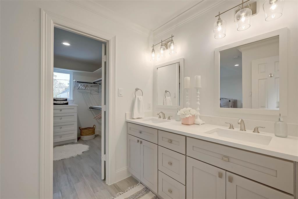 5123 2 Golden Forest Drive, Houston, Texas 77091, 3 Bedrooms Bedrooms, 7 Rooms Rooms,2 BathroomsBathrooms,Single-family,For Sale,Golden Forest,89221316