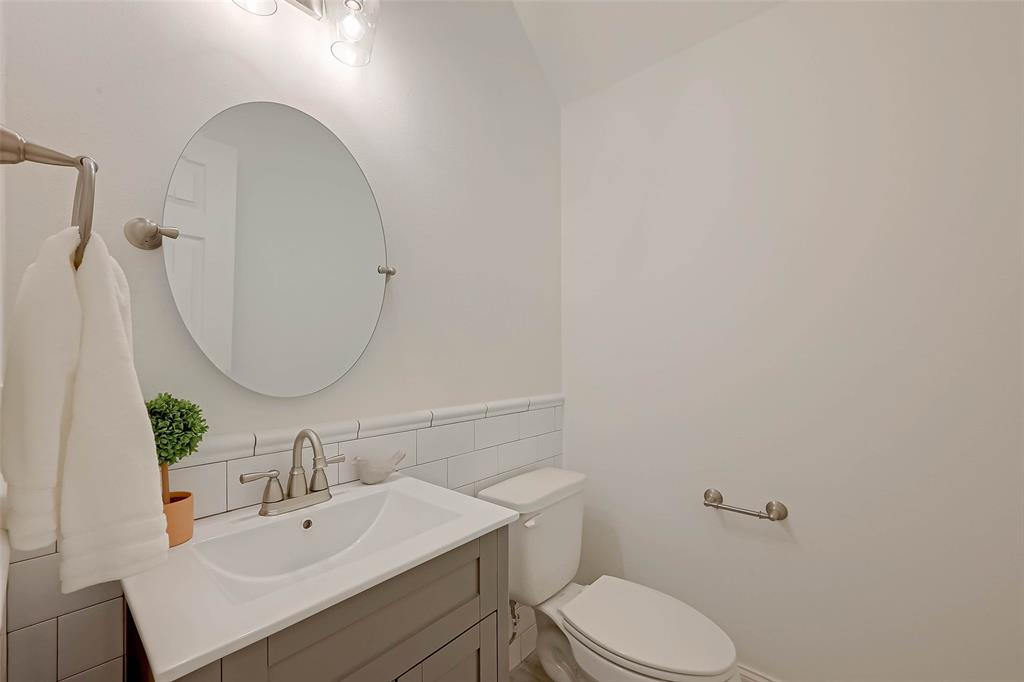5123 2 Golden Forest Drive, Houston, Texas 77091, 3 Bedrooms Bedrooms, 7 Rooms Rooms,2 BathroomsBathrooms,Single-family,For Sale,Golden Forest,89221316