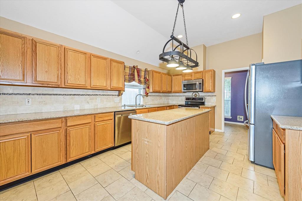 31711 1 Johlke Road, Magnolia, Texas 77355, 3 Bedrooms Bedrooms, 7 Rooms Rooms,2 BathroomsBathrooms,Single-family,For Sale,Johlke,52495530