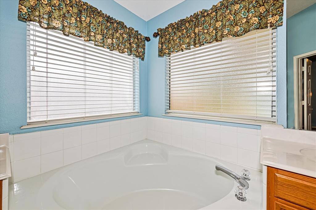 31711 1 Johlke Road, Magnolia, Texas 77355, 3 Bedrooms Bedrooms, 7 Rooms Rooms,2 BathroomsBathrooms,Single-family,For Sale,Johlke,52495530