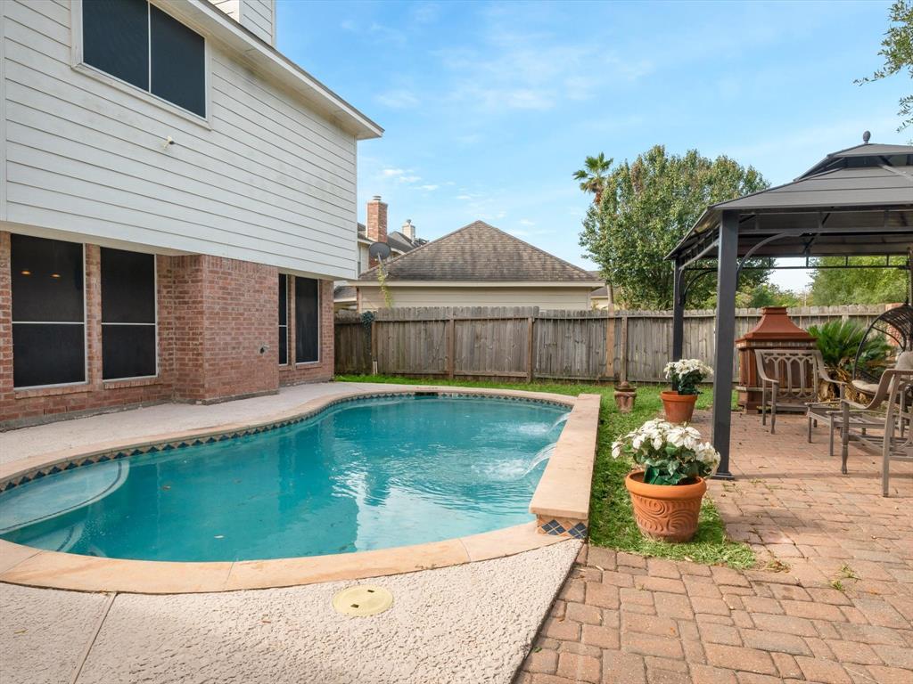 15210 2 Holland Fields Circle, Houston, Texas 77095, 4 Bedrooms Bedrooms, 5 Rooms Rooms,2 BathroomsBathrooms,Single-family,For Sale,Holland Fields,72045843