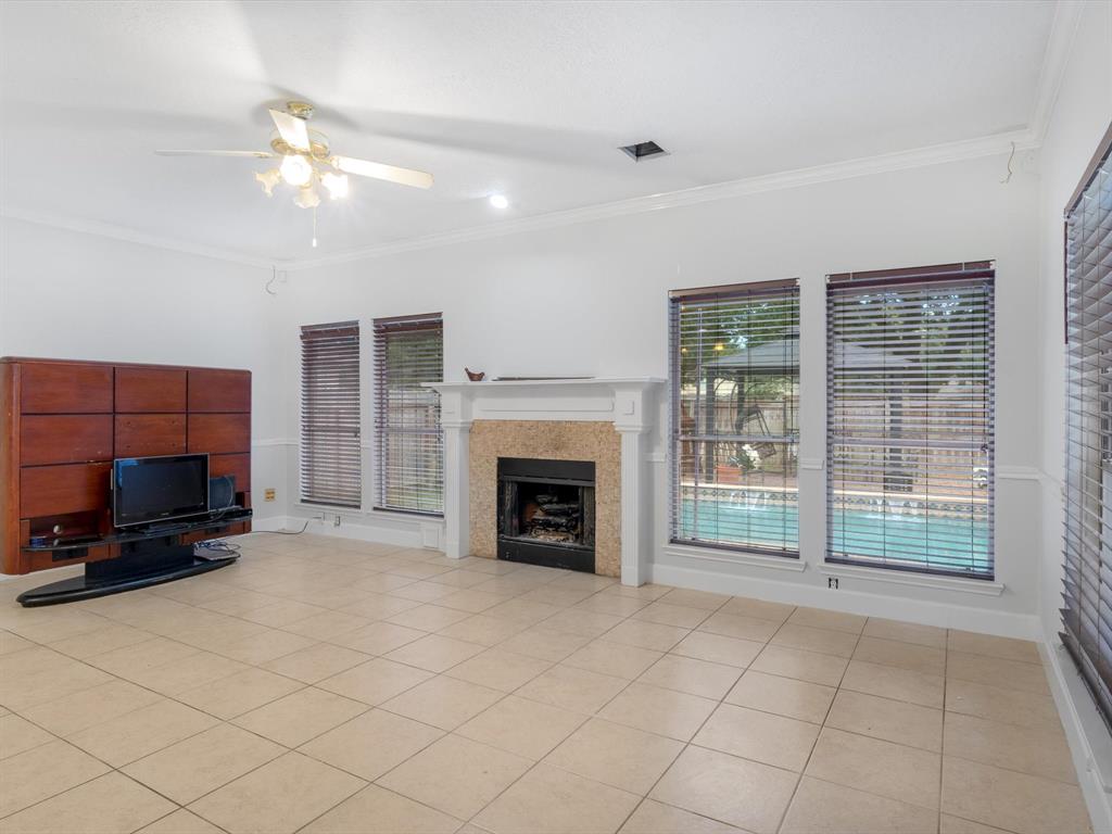 15210 2 Holland Fields Circle, Houston, Texas 77095, 4 Bedrooms Bedrooms, 5 Rooms Rooms,2 BathroomsBathrooms,Single-family,For Sale,Holland Fields,72045843